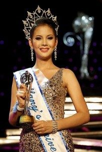 Nalada Thamthanakom pemenang Miss Tiffany's Universe 2010