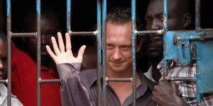 David Cecil sempat ditahan pemerintah Uganda karena didakwa mementaskan drama bertemakan homoseksual.