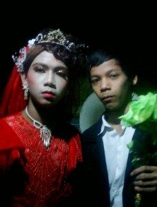 Pernikahan sesama jenis yang ada di Desa Mendahara Tengah Kecamatan Mendahara  Tanjabtim  Jambi