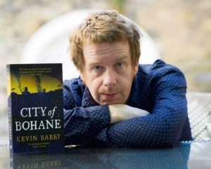 Kevin Barry sang penulis buku "City of Bohane" Buku ini berlatar Irlandia pada 2053