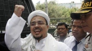 Rizieq Shihab, pemimpin Front Pembela Islam (FPI). (Foto: AP)