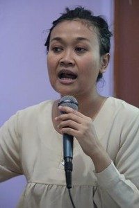 Dewi Candraningrum, Narasumber Kuliah Umum  (Foto: Yatna/Suara KIta