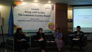 Peluncuran laporan tentang kondisi Lesbian, Gay, Biseksual dan Transgender (LGBT) di Indonesia. 17/06/2014. Foto :dok/suarakita/yatnapelangi