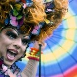 Ratusan Ribu Orang Menghadiri Brazil Pride Parade 2017