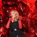 Lagu Terbaru Dari Kylie Minogue Untuk Merayakan Kesetaraan Pernikahan Di Australia
