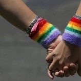 Lebih Dari 20.000 Remaja LGBT Amerika Berisiko Menjadi Korban ‘Terapi Konversi Gay’