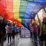 ‘Meja LGBT’ Diluncurkan di Kantor Polisi di Filipina Untuk Menangani Kejahatan Atas Dasar Kebencian