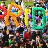 Para Aktivis LGBT Menentang Keputusan Mahkamah Agung Filipina