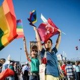 Organisasi HAM Mendesak Turki untuk Membatalkan Tuntutan Terhadap 19 Orang Pembela Hak LGBT
