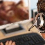 Hampir Semua Anak Muda LGB Menggunakan Pornografi Online untuk Belajar Tentang Seksualitas Mereka