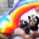 Bagaimana Membaca Pesan Cinta Paus Fransiskus untuk Orang-Orang LGBT
