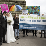 UU Kesetaraan Pernikahan Swiss Dihadapkan Pada Referendum Nasional